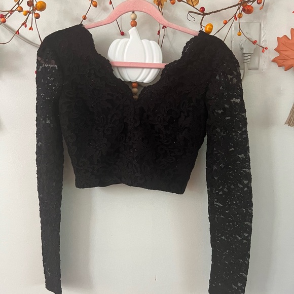 City Studio Womens Black Lace Glitter
Crop Top Blouse - Picture 1 of 6